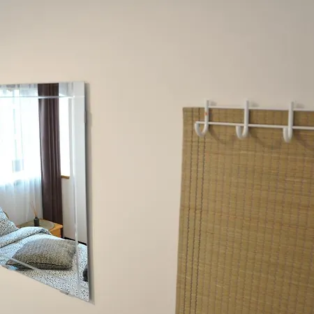 Imperial Centre B&B 바르샤바